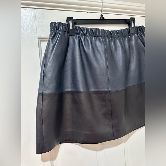 Vince lamb leather two toned color block mini skirt FIRM PRICE - Picture 5 of 16